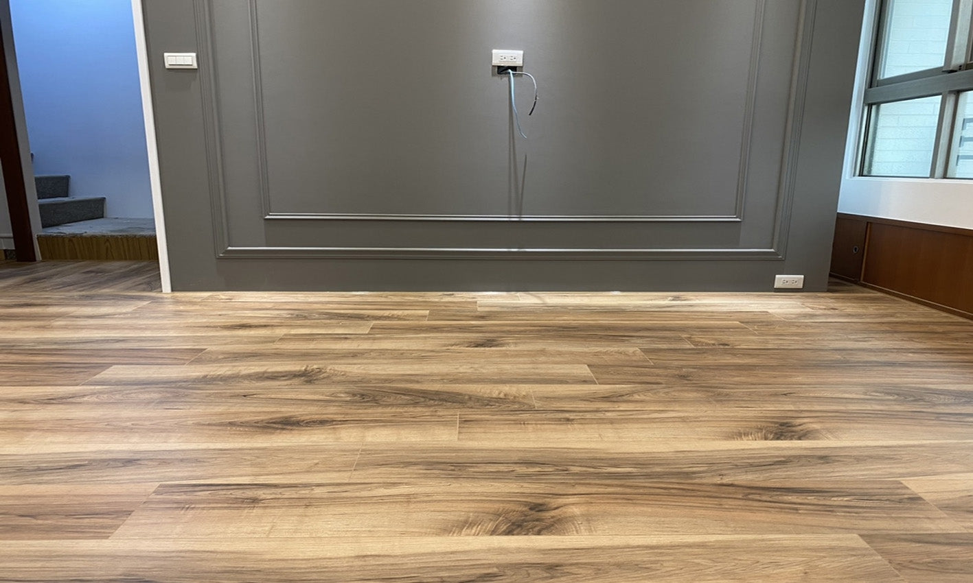 EHL075 帕加帝棕色胡桃