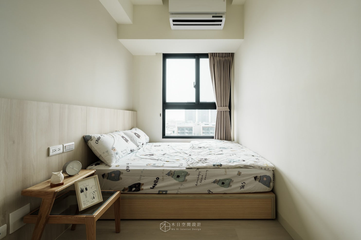 臥室 | GU1124 莫斯白橡 SPC地板 | 明峻地板