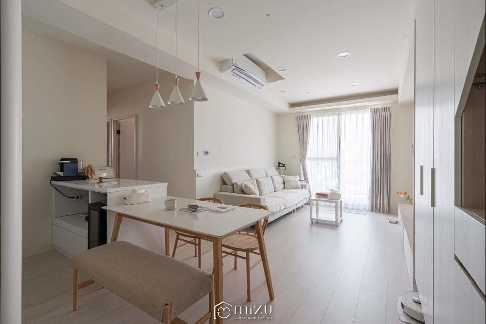 客廳、餐桌搭配 | GL6101 瑪格朗淺橡 木地板 | 明峻地板